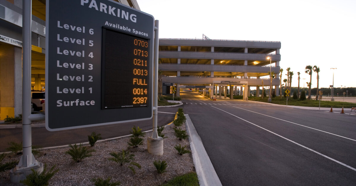 Innovations and Trends in Airport Parking Operations | Walter P Moore